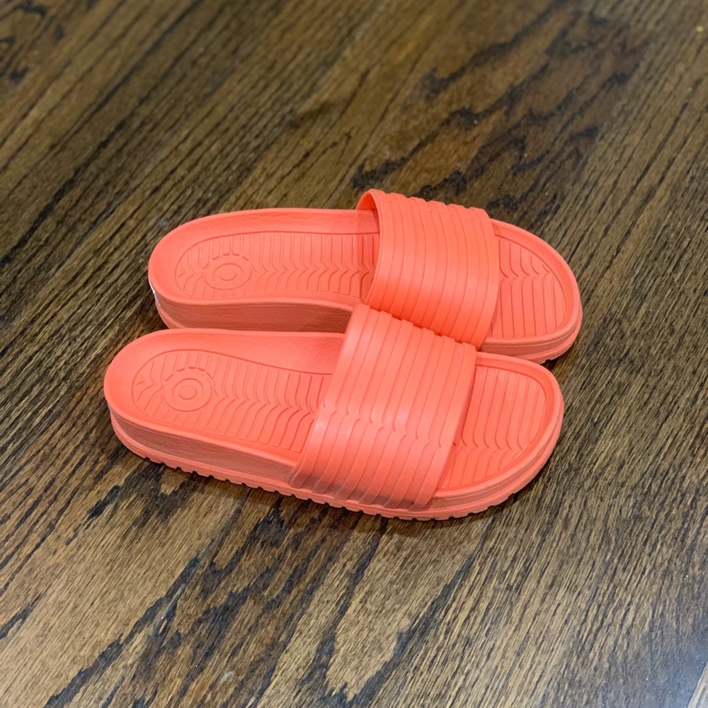 Good Worn Condition Hunter for Target Orange Sandals / Slides Kids Size 2